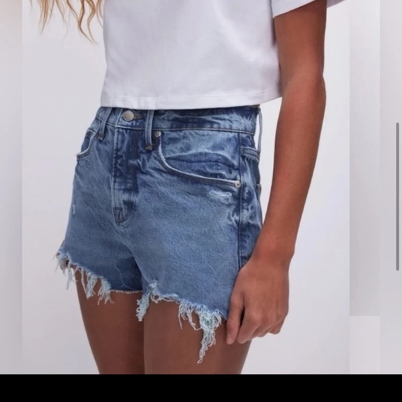 NWT Good American Good '90s Denim Shorts Medium Wash Raw Hem 
size 16 - Picture 6 of 12